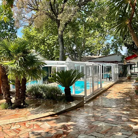 Ferienhaus De Charme Tres Grand Confort A Pied Du Centre Historique D'uzes Uzès