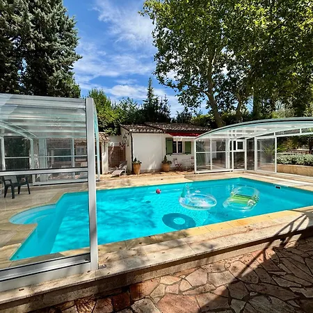 Ferienhaus De Charme Tres Grand Confort A Pied Du Centre Historique D'uzes