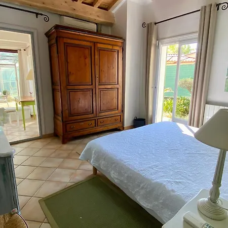 Ferienhaus De Charme Tres Grand Confort A Pied Du Centre Historique D'uzes Uzès