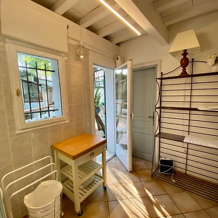 Ferienhaus De Charme Tres Grand Confort A Pied Du Centre Historique D'uzes *